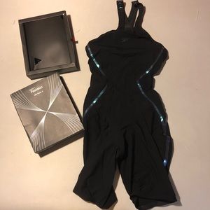 SPEEDO LZR X SIZE 26 BLACK OPEN BACK
